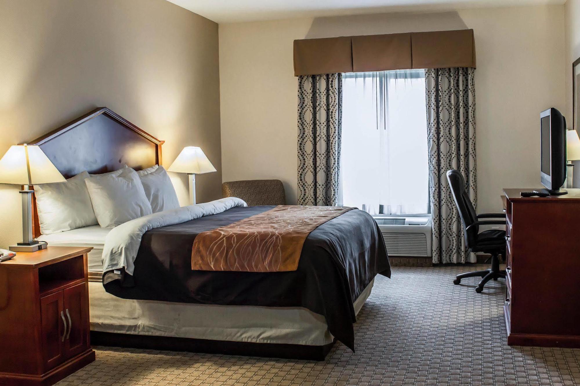 Comfort Inn Smithfield Near I-95 Екстер'єр фото